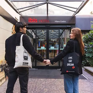 3* ホテル イビス チェントロ